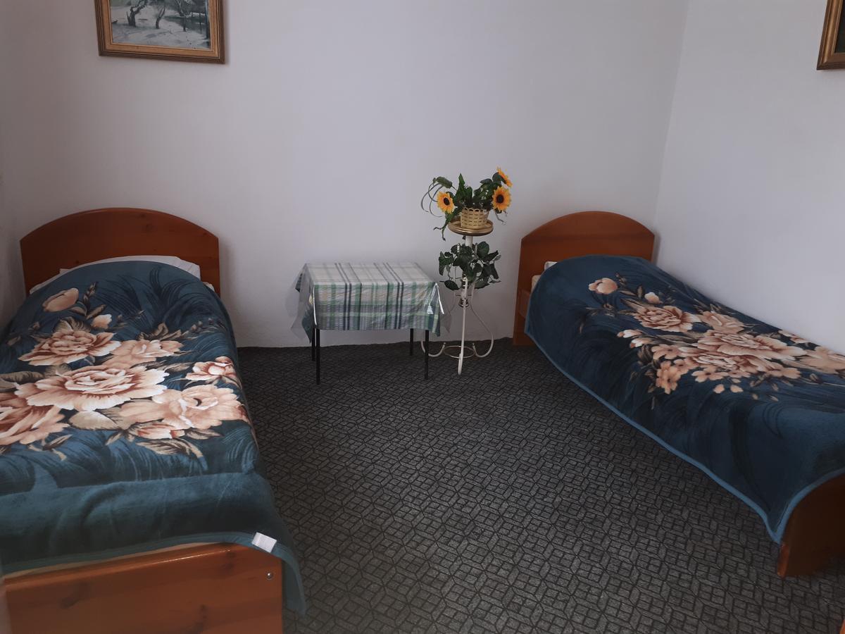 Prestige Guest House Cholpon-Ata Ngoại thất bức ảnh